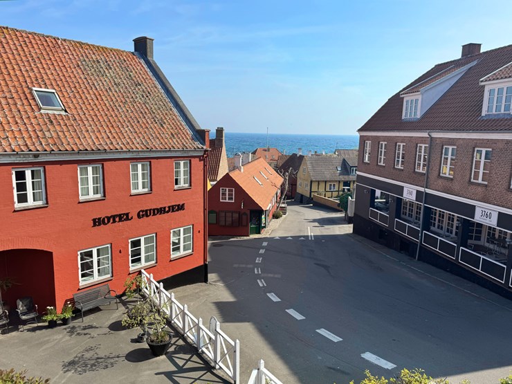 Hotel Gudhjem er beliggende tæt på Gudhjem Havn