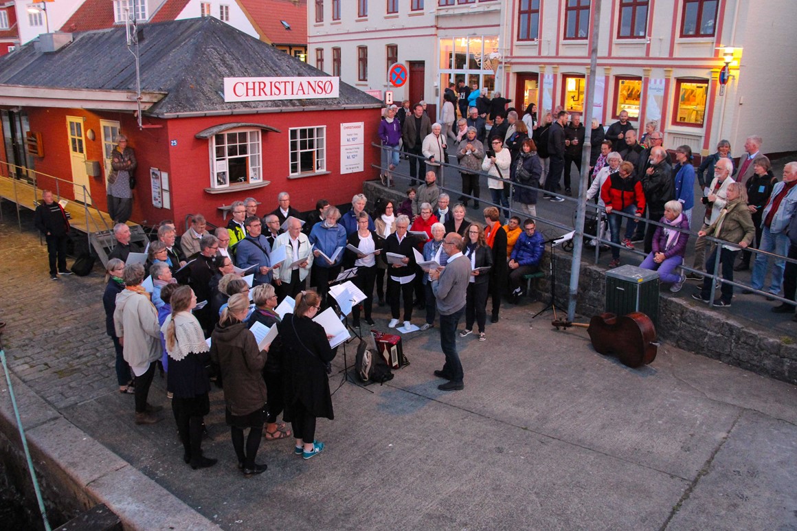 Vi arrangerer alle de koncerter I ønsker